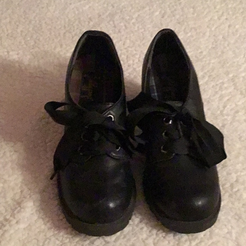 Black heels
